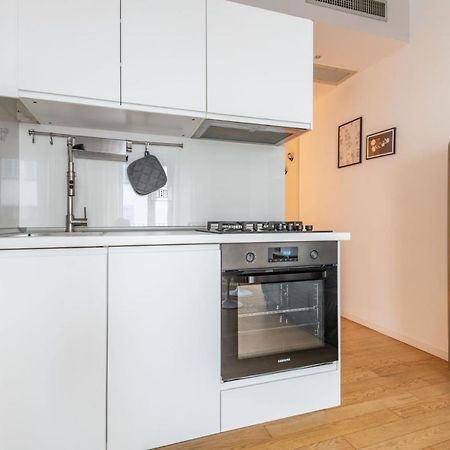 Easylife - Sofisticato Monolocale Con Terrazzino Nel Cuore Di Porta Venezia Милано Екстериор снимка