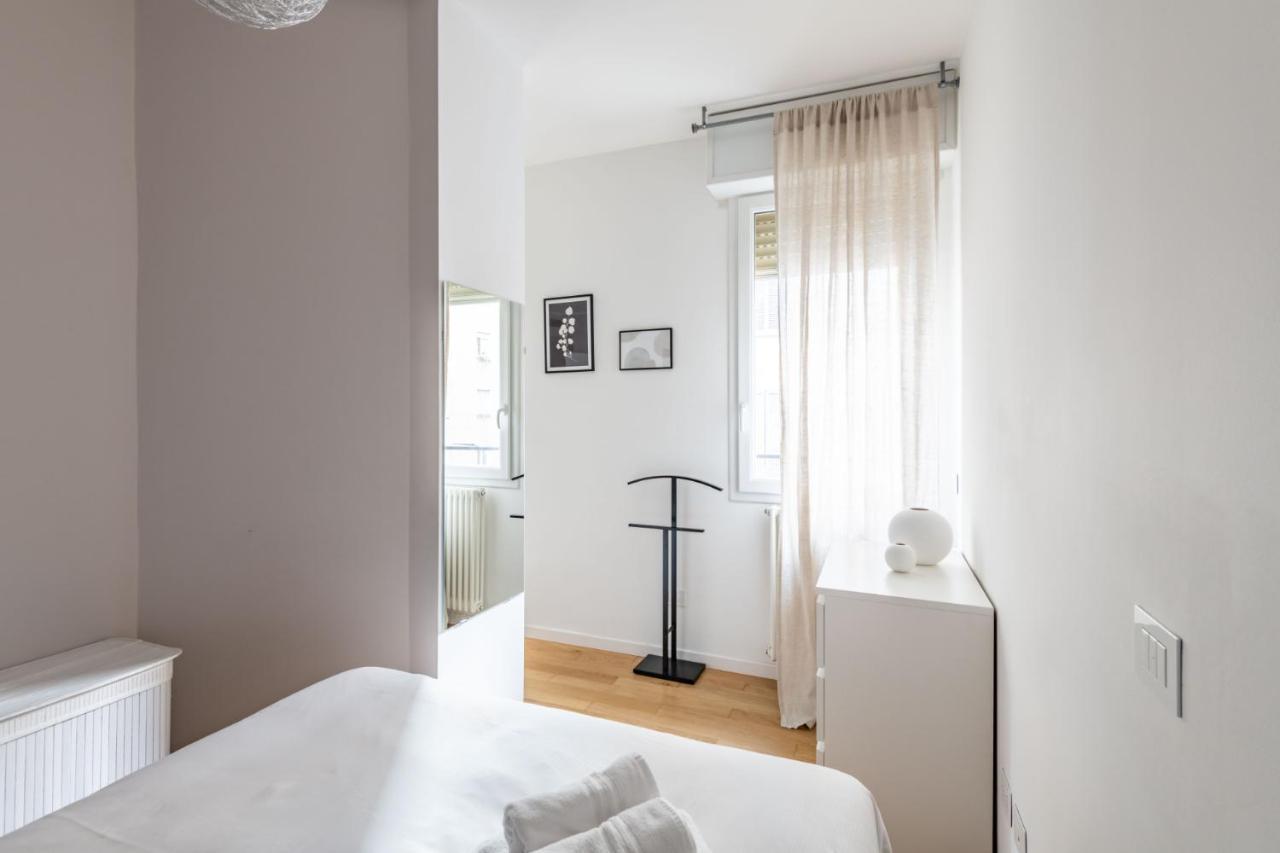 Easylife - Sofisticato Monolocale Con Terrazzino Nel Cuore Di Porta Venezia Милано Екстериор снимка